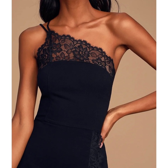 NWT Intimately Free People Premonitions Black Lace Asymmetric Bodycon Slip Dress - Picture 2 of 16